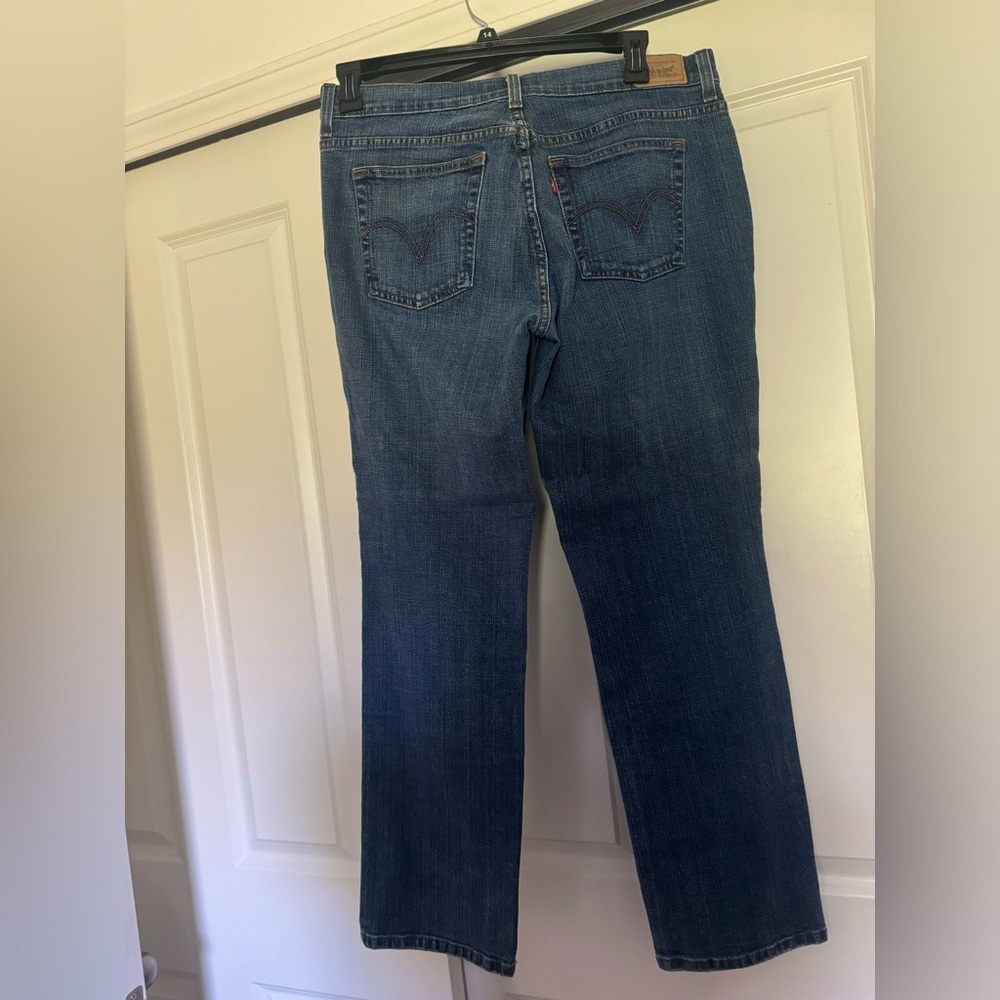 Levi is 505 jeans size 14 medium. Straight leg. - Picture 4 of 5